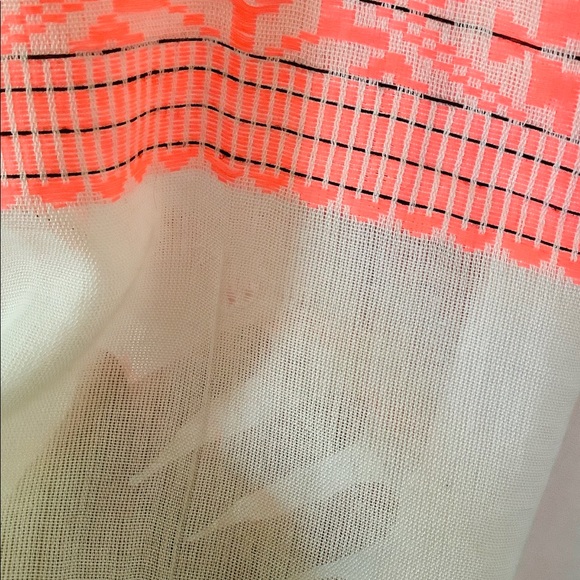 Swimsuit cover up or can be worn as a comfy dress. - Picture 5 of 6